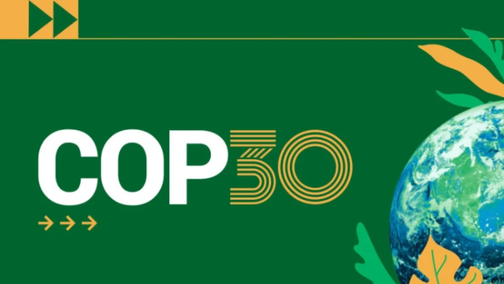 Entre impasses sobre combustíveis fósseis e pressão global crescente, COP30 termina dias tensos em Belém marcada por incêndio, disputas políticas e debates sobre petróleo