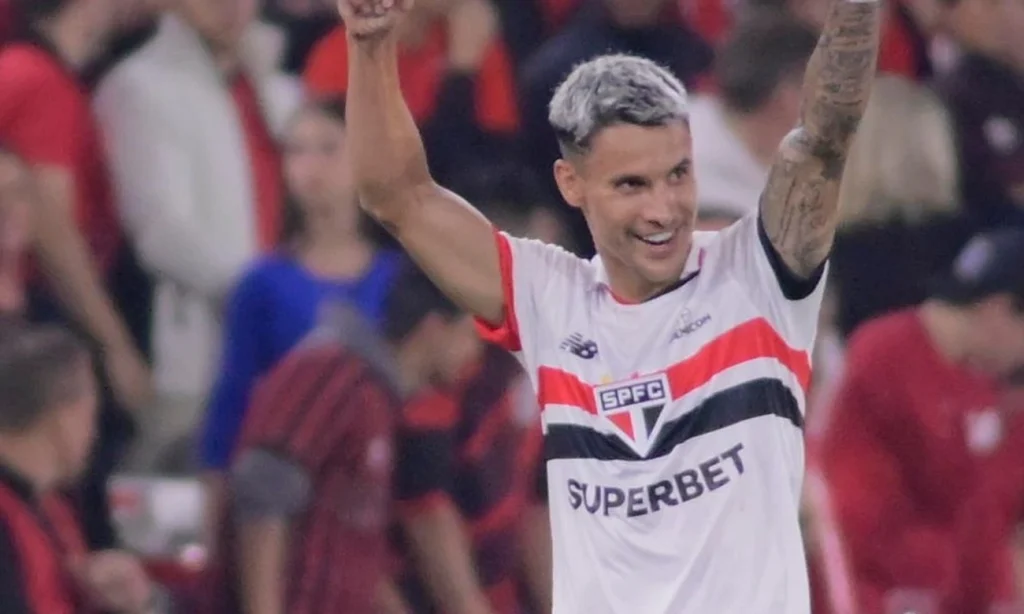 Ferreirinha tem lesão confirmada e vira dúvida no São Paulo para o jogo contra o Fluminense