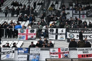 Newcastle afirma que polícia francesa agrediu torcedores após partida