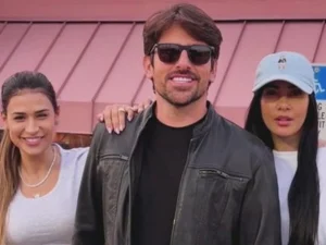 Simone e Simaria se reúnem hoje em Orlando para celebrar o Natal juntas após 4 anos separadas Simone e Simaria se reúnem hoje em Orlando para celebrar o Natal juntas após 4 anos separadas