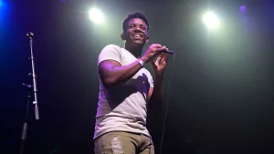 Este compositor diz que músicas de IA deveriam ser rotuladas