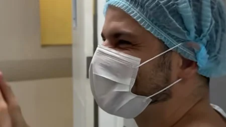 Ex apresentador da Globo revela efeito colateral devastador da quimioterapia perda de audição irreversível