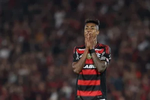 PF, STJD, réu e capitão: como foi o ano de Bruno Henrique, do Flamengo