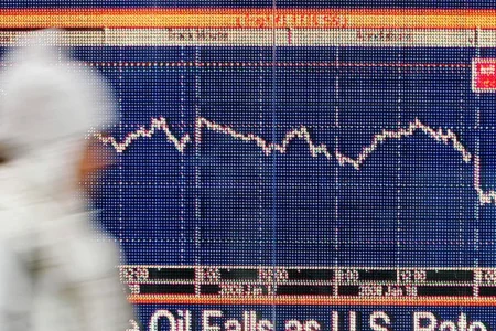 bolsas da europa recuam com eua na guerra e temor sobre rea o do ir 16704e9d