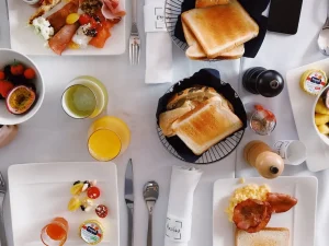 Brunch: Veja inspirações de cardápio e como montar sua mesa de brunch!