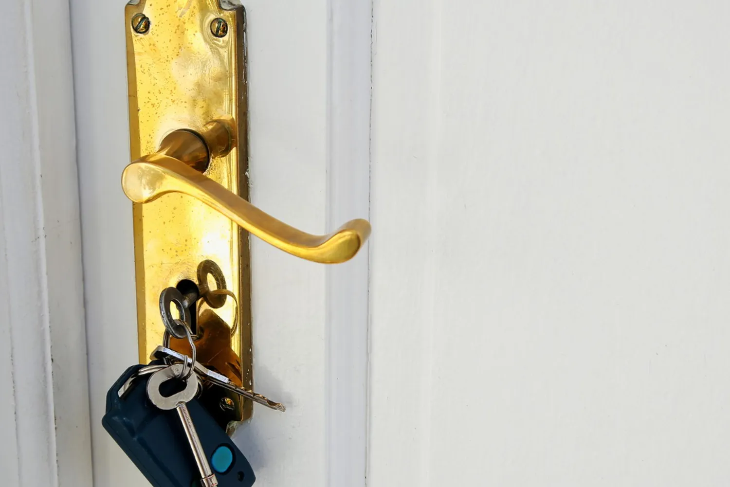 Como escolher a melhor fechadura para casa? Descubra agora qual a opção certa