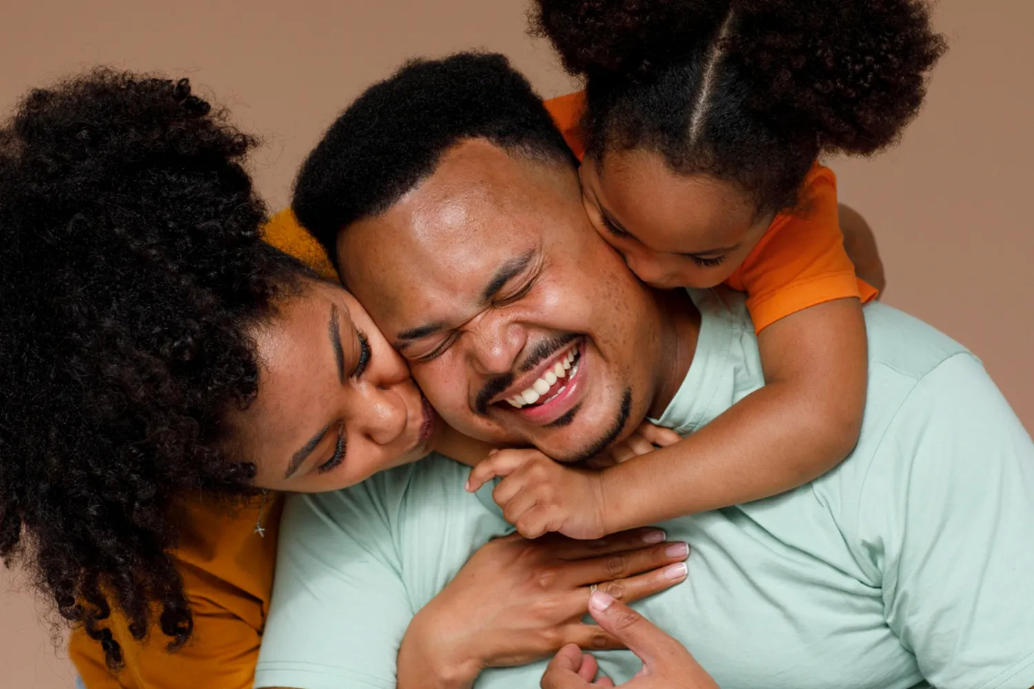 Dia dos Pais: Guia para comemorar esta data especial e presentear o seu pai