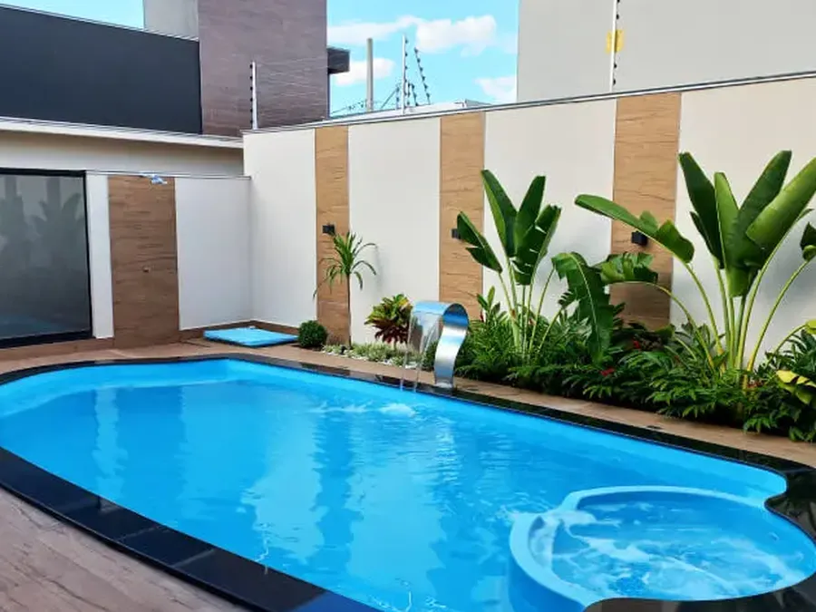 piscina de cer mica saiba as vantagens e desvantagens 869cbc89
