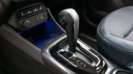 Câmbio automático: 5 erros comuns que detonam o sistema e podem custar uma fortuna; saiba por que usar as funções ‘P’ e ‘N’ do jeito errado