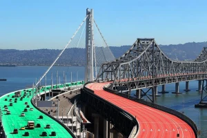 Com 15 arranha-céus implodidos e prejuízos que passam de US$ 7 bilhões, os erros de construção mais caros do mundo revelam obras paralisadas, estruturas tortas, demolições históricas e fracassos gigantescos