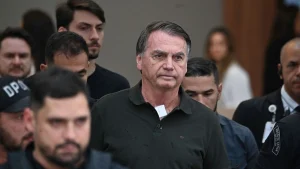 Jair Bolsonaro é preso preventivamente pela Polícia Federal