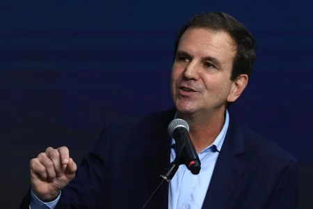 Paes critica “disputa de narrativas” sobre a segurança no Rio