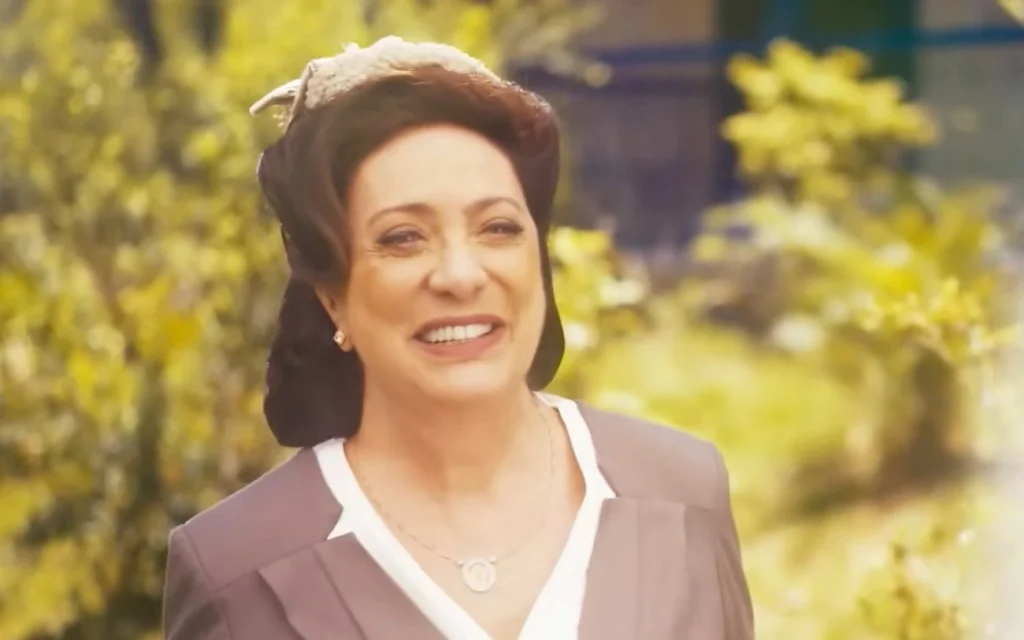 Anastácia Vinga - Sandra Desmaia ao Ser Assombrada