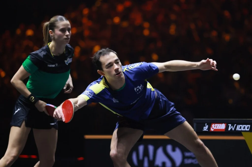Calderano e Takahashi vencem espanhóis no WTT Finals de Hong Kong tênis de mesa