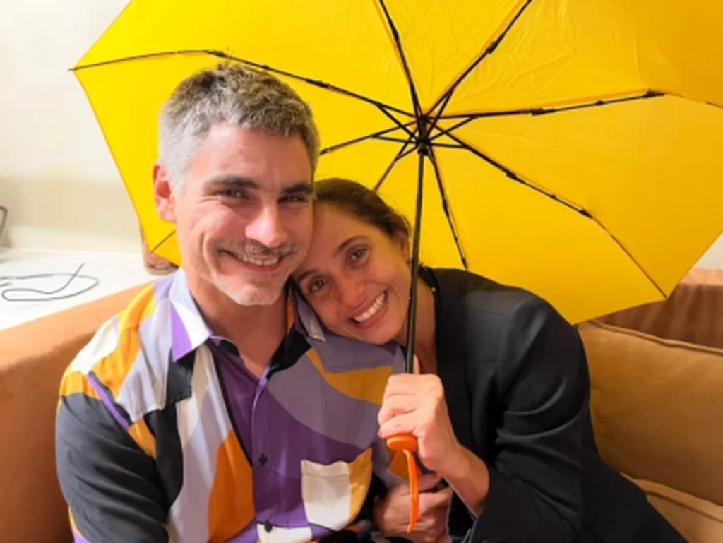 Camila Pitanga noiva agora de professor especial Camila Pitanga noiva agora de professor especial