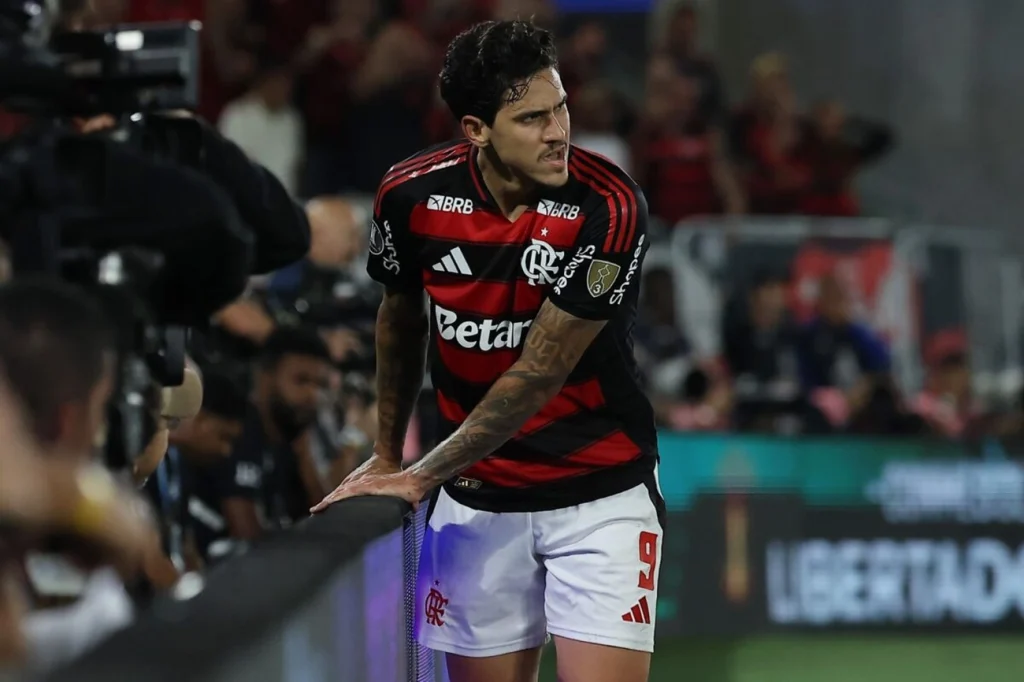 Filipe LuÃs abre o jogo sobre presença de Pedro no Intercontinental Filipe LuÃs abre o jogo sobre presença de Pedro no Intercontinental