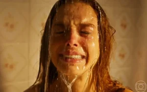 Giovanna Lancellotti vomitou ao revive r trauma de estupro em cena chocante de Dona de Mim