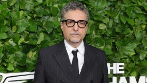 Kleber Mendonça Filho não quer fazer filmes para o streaming: ‘Melhor nos cinemas’