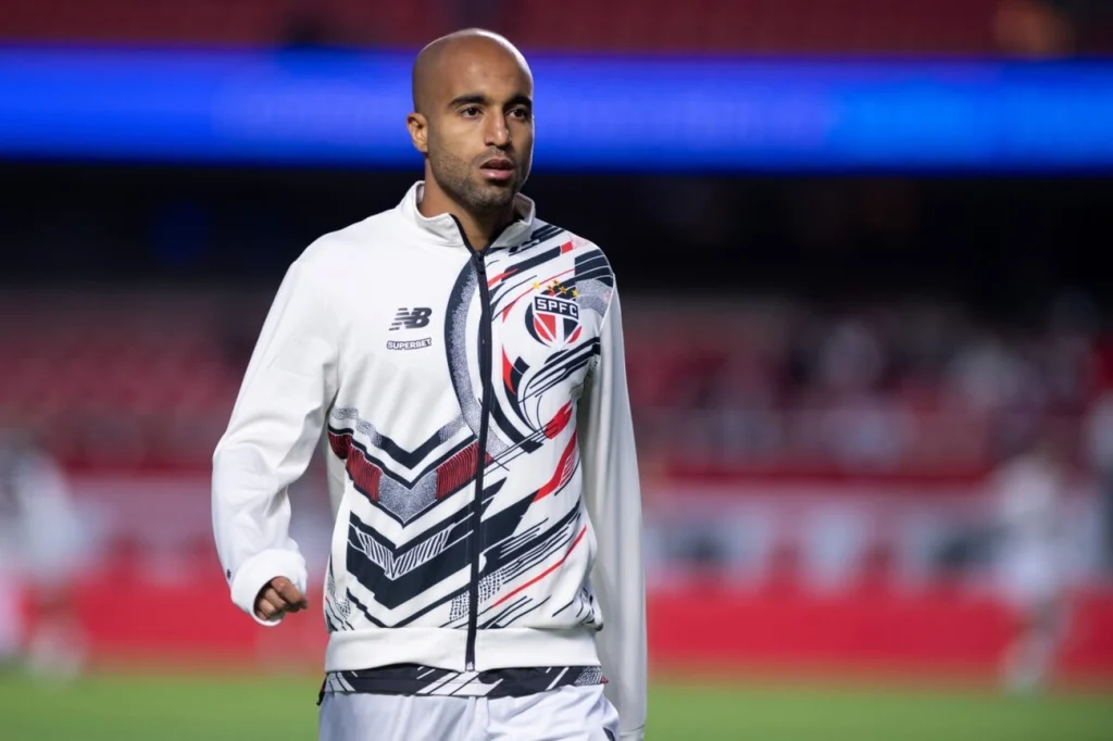 Lucas Moura desabafa sobre lesões e temporada do São Paulo Lucas Moura desabafa sobre lesões e temporada do São Paulo