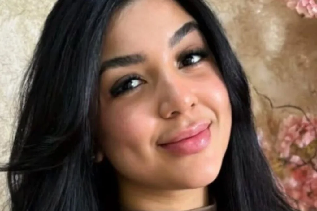 Mulher é morta a facadas por ex na Grande SP Mulher é morta a facadas por ex na Grande SP