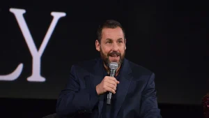 O álbum que Adam Sandler não se cansa de escutar, segundo o próprio