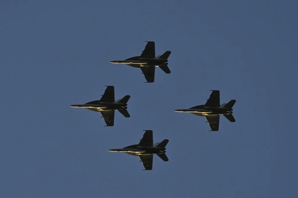 Tensão no Caribe: caças F-18 dos EUA sobrevoam o Golfo da Venezuela Tensão no Caribe: caças F-18 dos EUA sobrevoam o Golfo da Venezuela