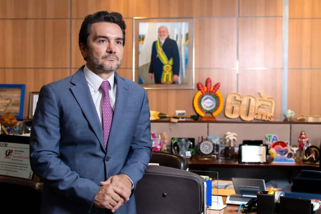 União Brasil expulsa Celso Sabino, ministro de Lula União Brasil expulsa Celso Sabino, ministro de Lula