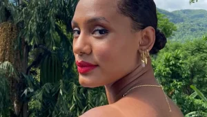 Jéssica Ellen 33 anos apaixonada por ator Vitor Sampaio agora