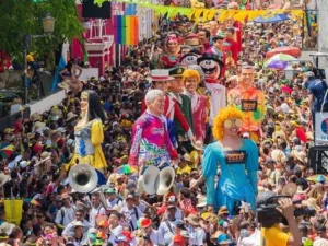 Carnaval 2025 brasileiros planejam com antecedência agora dicas