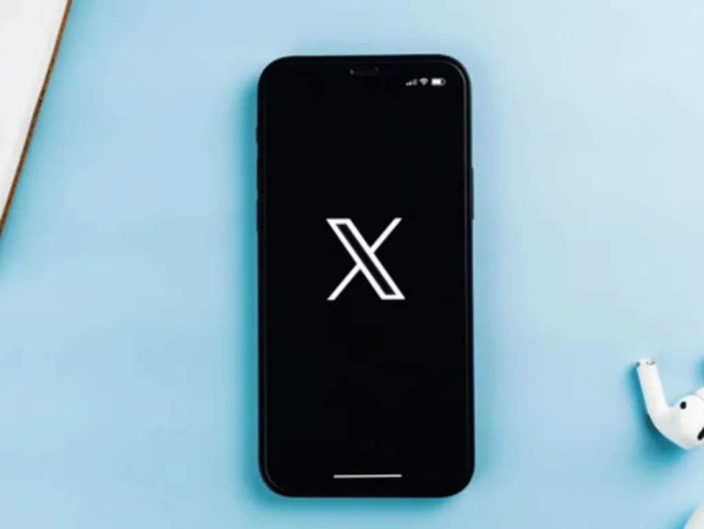 Rede social X, antigo Twitter, fora do ar hoje com 3.800 erros no Brasil