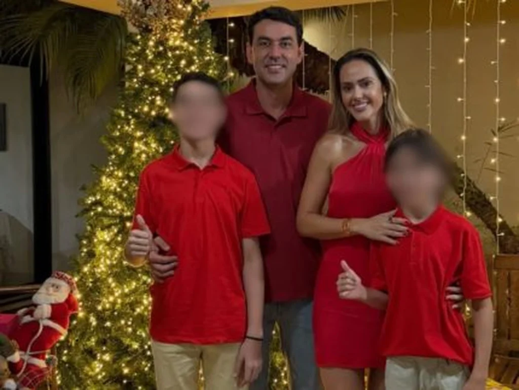 Mãe de crianças mortas por pai em Goiás abandona enterro por medo Mãe de crianças mortas por pai em Goiás abandona enterro por medo