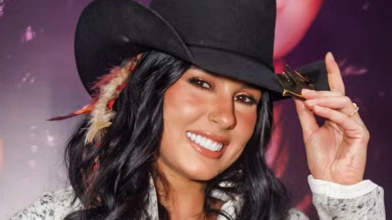 Ana Castela revela segredos de estreia como atriz e lança recado para fãs mirins agora