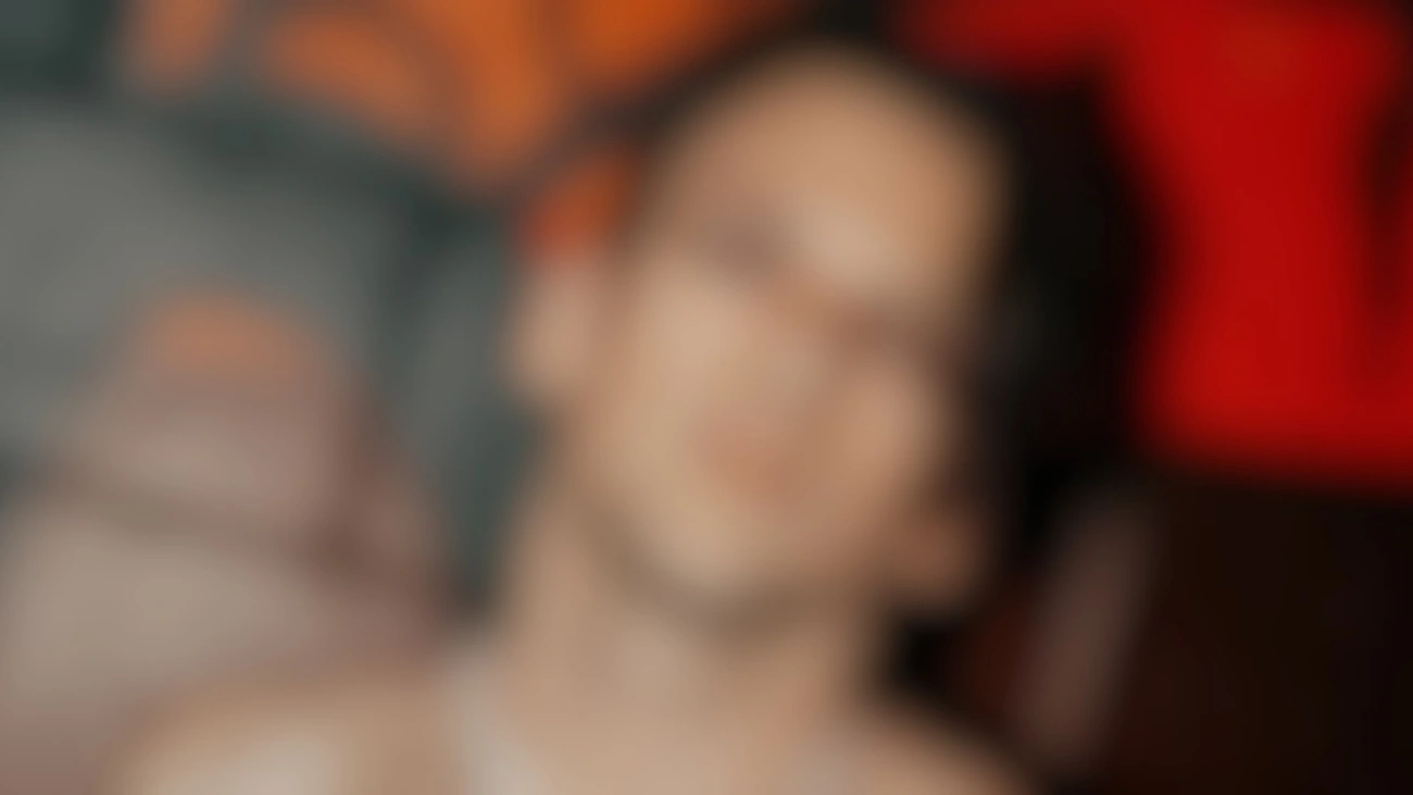 Cantor Caleb Shomo assume ser gay agora após 14 anos de casamento