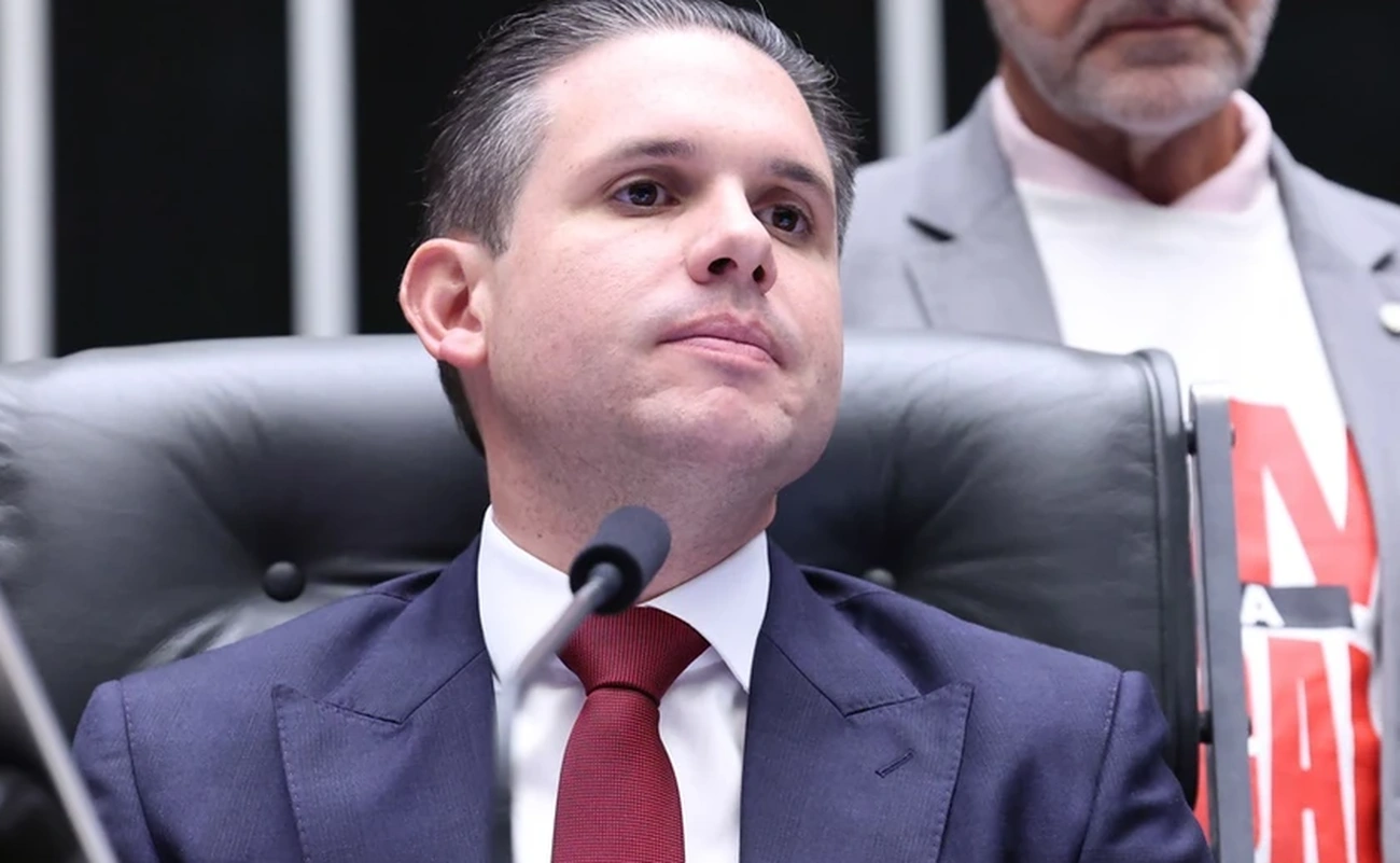 Motta marca fim da escala 6×1, um presente histórico para trabalhadores hoje
