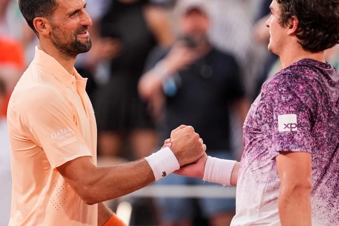 Hoje Djokovic elogia João Fonseca após derrota histórica em Roland Garros