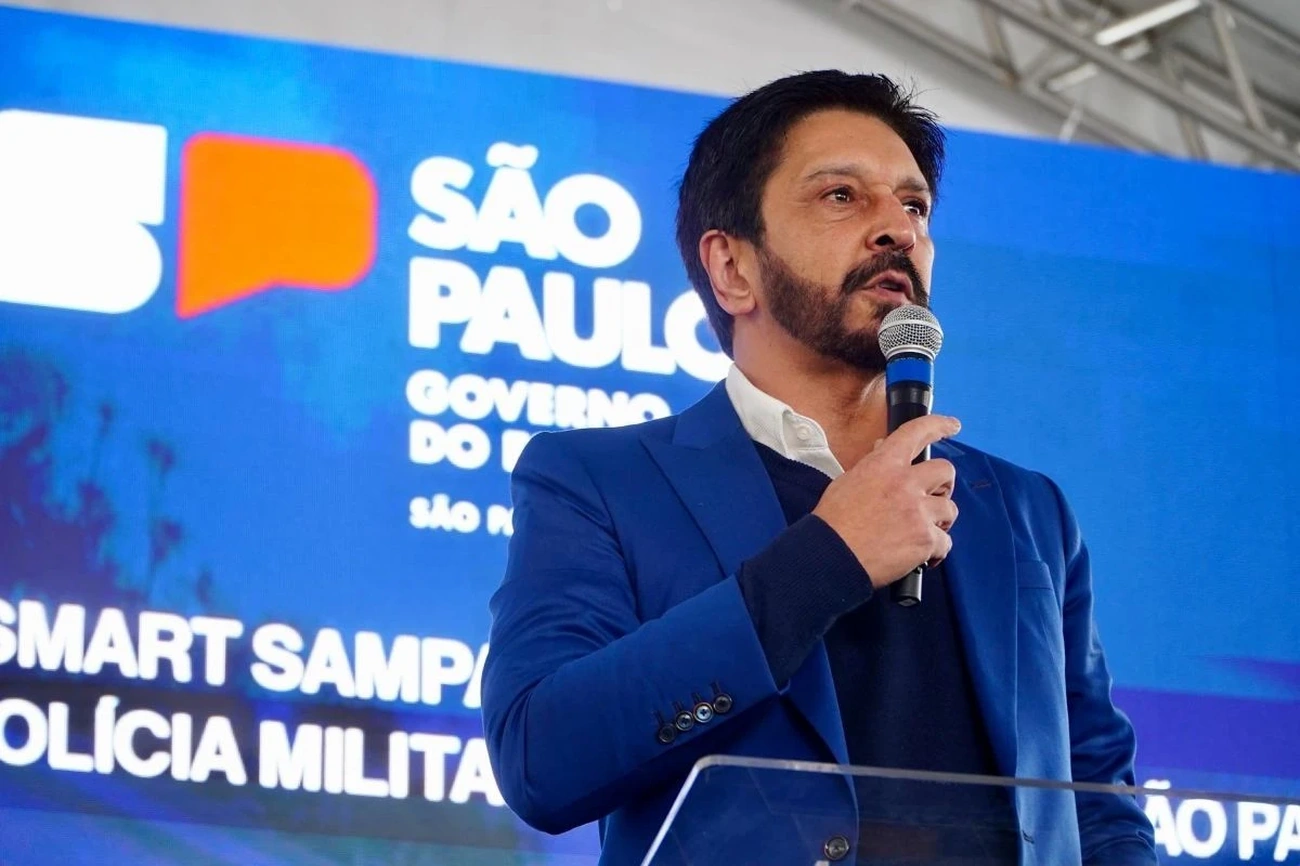 Prefeito SP é denunciado por injúria a promotor que descobriu superfaturamento de R$ 5,52