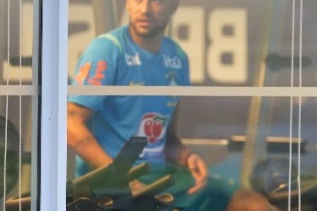 Neymar fora da Copa do Mundo? CBF atualiza prazo de recuperação de lesão hoje